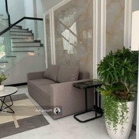 Chính Chủ Bán Nhanh Nhà Hẻm 1/ Hoà Bình, P5, Q11 Giá Bán 1Ty900 - 34M2 Có Hợp Đồng Thuê 10 Triệu/Tháng