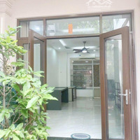 Phú Nhuận 8 Triệu/Tháng 40M2 - Phù Hợp Văn Phòng, Shop - Hẻm Xe Tải