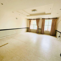 Nhà Trống Giao Ngay Đón Tết,Phạm Hữu Lầu, Phú Mỹ, Q7, Giá Tốt 13,1 Tỷ, 98M2, Ngang 5M. Cực Hiếm.