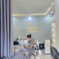 Cho Thuê Nhà Mặt Phố Trường Chinh.diện Tích45M2 X 6 Tầng,Mặt Tiền6 M, Có Thang Máy.