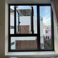 Siêu Phẩm Studio New Đầy Đủ Tiện Nghi, Full Nt, Diện Tích 30M2, Thuận Tiện Di Chuyển Liên Quận