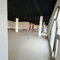 Toà Nhà View Sông Hồng 2 Mặt Tiền Cực Đẹp-Có Bãi Gửi Xe Ô Tô-Sát Nhà Hát Lớn