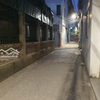 Bán Nhà C4 Thạch Bàn Rẻ Hơn Đất Gần Khu Đô Thị Garden City Vô Cùng Sầm Uất, Ô Tô Ngủ Tại Gia.