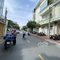 Bán Nhà Mặt Tiền Khu Víp Q1. Trần Nhật Duật,Trần Khánh Dư.4,5X13. 4 Tầng. Hđt 35 Triệuiệu. Giá Bán 24 Tỷ Tl.