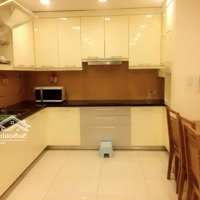 Cho Thuê Gấp Căn Hộ Chung Cư Cấp Ngọc Khánh Plaza 161M2, 3 Phòng Ngủ Đồ Cơ Bản, 17 Triệu/Tháng