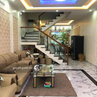 Chính Chủ Đã Định Cư Bên Mỹ, Cần Bán Căn Nhà Phố 4 Tầng, Có Gara Ô Tô, Tăng Full Nội Thất Chỉ ~4 Tỷ