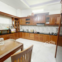 Ngay Cạnh Nguyễn Duy Trinh-Quận 2-Toà Nhà 4 Tầng Mặt Tiền Đường-Gần 100M2-Giá Chỉ 10.9Tỷcó Thương Lượngmạnh