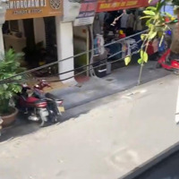 Bán Nhanh Nhà Mặt Phố Hàng Hành 2 Tầng Mặt Tiền Tầng 1 4M, Tầng 2 8M Ban Công Dòng Tiền Kd Đỉnh