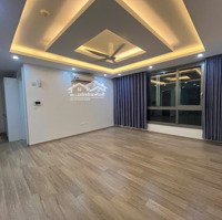 Chính Chủ Bán 3 Ngủ 134M Hyundai Ban Công Đông Nam