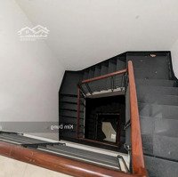 Nhà Đường Nguyễn Thái Bình 7X17M Trệt 2 Lầu Sân Thượng Cho Thuê