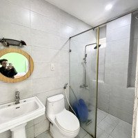 Căn Hộ 40M2 Fullnt Có 2 Cửa Sổ To Thoáng View Sông Có Thang Máy, Bảo Vệ 24/7