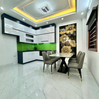 Bán Nhà Cự Khối Nhà Mới 5 Tầng, 34M2 4,3 Tỷ Có Thương Lượng Ngõ Rộng Oto Đỗ Cửa - Giá Đầu Tư