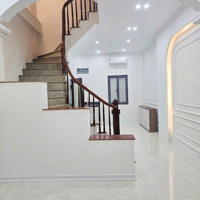 Cần Bán Gấp Nhà 4 Tầng, Ô Tô Đỗ Cửa, Full Nội Thất Hà Đông 7.3 Tỷ Diện Tích: 40M2
