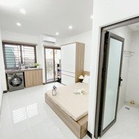 Chính Chủ Cho Thuê Ccmn 25M2 Ở Phố Lê Văn Lương Ban Công Cửa Sổ Thoáng Giá Chỉ 5 Triệu1/Tháng