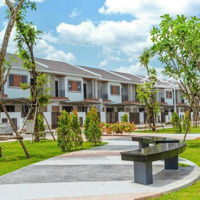 Bán Nhà 2 Tầng Trực Diện Công Viên Suncasa Giá Bán 2,75 Tỷ, Đã Có Sổ Hồng Riêng. Liên Hệ: 0926339268