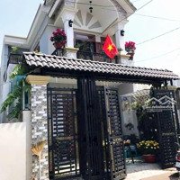 Bán Nhà Cách Chợ Dĩ An 1 500M - Ngang 6M Sân Rộng, Đ. Trần Quốc Toản
