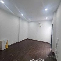 Bán Nhà Riêng Tại Đường Nguyên Hồng, Ba Đình, 9 Tỷ, 46 M2, Vài Nhà Ra Phố