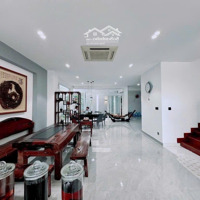 Bán Nhanh Biệt Thự 300M2, Kdc Tân Quy Đông, Ngay Nguyễn Thị Thập, 12M X 25M, Nhà 3 Tầng, 44 Tỷ