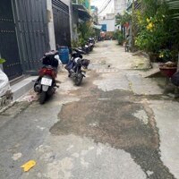 Nhà sang trọng 1 trệt 2 lầu đường ô tô hiệp thành city giáp gò vấp