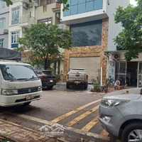 View Hồ - Vỉa Hè 2 Bên - Kinh Doanh Sầm Uất - Đường Trước Nhà 18M - Xây Biulding Tuyệt Đẹp .Zalo