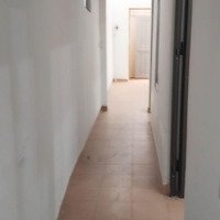 Phúc Đồng - 5,5 Tr/ Tháng - Nhà C4- 2 Ngủ - Sân Để Xe Máy- Cách 2 Nhà Ra Ô Tô