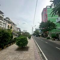 Bán nhà MT Hiền Vương , Tân Phú - DT : 7.6x20m - Cấp 4 mới - Giá : 21.5 tỷ TL
