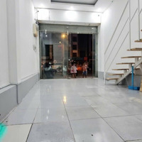 Nhà Mở Và Làm Chdvmặt Tiềnđbp Q.1 P.đa Kao Ngay Đinh Tiên Hoàng 4 Phòng Ngủ 3 Vệ Sinh4L St Giá Bán 18 Triệu Liên Hệ: 0901 970 599.