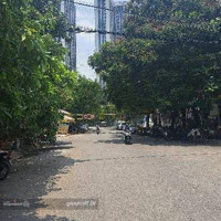 Bán Đất Tặng Nhà 225M2 - Xây Chdv - Ngay Eco Green - 8 Tỷ X , Ngang Khủng 6.6M