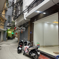 Bán Nhà Phố Dịch Vọng Hậu 38M2 4 Tầng ,Mặt Tiền4 Mét . Ngõ 2,5M , 20M Ra Phố . Giá Bán 8,5 Tỷ