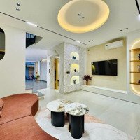 Bán Gấp Siêu Phẩm Nhà Đường Nguyễn Ngọc Lộc, Quận 10. Giá Bán 4Tỷ 690 Triệu/ 85,25M2. 1 Lửng 4 Lầu - Shr
