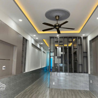 Hàng Hiếm Nhà Mới Tinh 106M2 Full Nội Thấtmặt Tiềnđường Nhựa Dĩ An