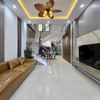 Bán Gấp Nhà Q8 70M2, Giá Rẻ 2,1 Tỷ. Khu Vực Đông Dân, Đang Cho Thuê 7,5 Triệu/Tháng