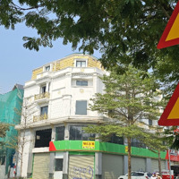 Cho Thuê Nhà Mặt Phố Tôn Đức Thắng, Đống Đa Mặt Tiền 13M X 150M2 X 1 Tầng Alo 0333.888.659