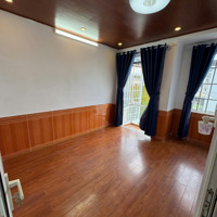 Bán Nhà Phường 6. Gần Chợ Trường Cấp 1 Cấp 2, Bệnh Viện . Uyên 0948676493