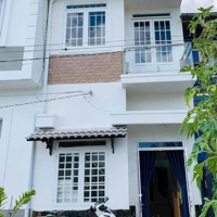 Bán Nhà Phường 6. Gần Chợ Trường Cấp 1 Cấp 2, Bệnh Viện . Uyên 0948676493