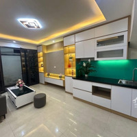Bán Nhà Hoa Bằng: 50M2- Khu Vực Hiếm- Nhà Sẵn Ở- Gần Phố Vài Bước Chân- Khu Vực Tiện Ích Xung Quanh