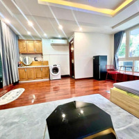 New - Room 40M2 Mặt Tiền Trường Sa View Siêu Đẹp Đón Giáng Sinh - Tết