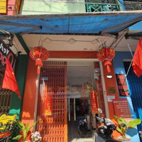Bán Nhà 2 Tầng Đường Hoàng Diệu (Đoạn 2 Chiều) Gần Nguyễn Văn Linh Giá Bán 12Ty2 Liên Hệ: 0942992361