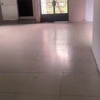 Nhà 100M2 Cộng Thêm 800M2 Vườn