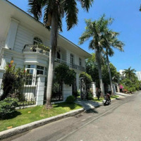 Cho Thuê Biệt Thự Đơn Lập Mỹ Quang, 352M2, 1 Trệt, 1 Lầu, Nội Thất Cực Đẹp Ngay Phú Mỹ Hưng