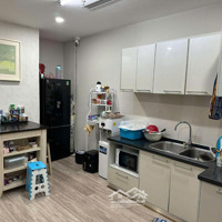 Bán Gấp Trước Tết Căn Hộ 2 Phòng Ngủlớn 104M2 Nội Thất Đẹp Xịn Royal City Chỉ 8,3 Tỷ ; Liên Hệ: 0985676283