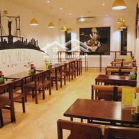 Cho Thuê Nhà Mặt Phố Tại Nguyễn Thị Định, 130M2 X 4 Tầng, Mặt Tiền Lô Góc 14M Giá Thuê 100 Triệu