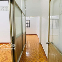 Chính Chủ Cho Thuê Nhà Nguyên Căn 2 Phòng Ngủ Hẻm 377 Phan Văn Trị, P11, Bình Thạnh