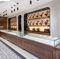 Cho Thuê Cửa Hàng Tại Tây Sơn. Khu Cực Kì Đông Dân. Phù Hợp Làm Showroom, Cafe, Nhà Hàng Cao Cấp
