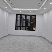 Bán Nhà 5 Tầng ( Thang Máy). Ngay Gần Chung Cư Huydai. Ô Tô Tránh. Kinh Doanh Nhỏ . 43M2