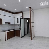 Bán Nhà 5 Tầng ( Thang Máy). Ngay Gần Chung Cư Huydai. Ô Tô Tránh. Kinh Doanh Nhỏ . 43M2