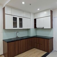 Bán căn 702, usilk 103, 80m nhà đẹp, giá 4.28 tỉ thu về