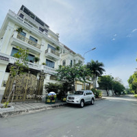 Bán Nền Đất Biệt Thự View Sông Giồng Mặt Tiền 10M Đối Diện Lakeview Và Global City Giá Chỉ 15,5 Tỷ