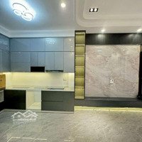 Bán Nhà Thượng Thanh, Quận Long Biên, 31.8M2, 6 Tầng, 4.98 Tỷ, Ngõ Thông, Ở Ngay, Sát Phố.