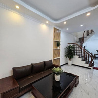 Lô Góc Thanh Nhàn- Diện Tích: 36M-5Tầng -Mt4M-6,8Tỷ-Ô Tô Tránh-2 Thoáng Kinh Doanh .
